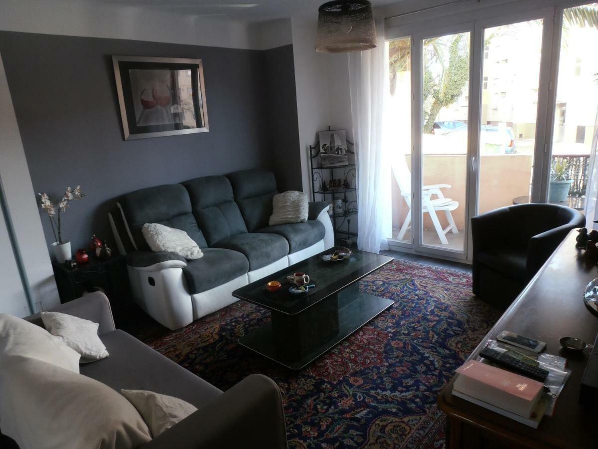 Cosy Nimes Apartment Ngoại thất bức ảnh